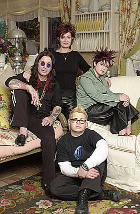 IKKE BARE MUSIKK: Fra � v�re en ren musikkanal er MTV blitt en underholdningskanal, med blant annet realityprogrammer som �The Osbournes�. Det kan ha straffet seg.