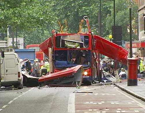 S� KOM ANGREPET: Etter �r med trusler og mislykkede fors�k, kom terroren i dag til London.
