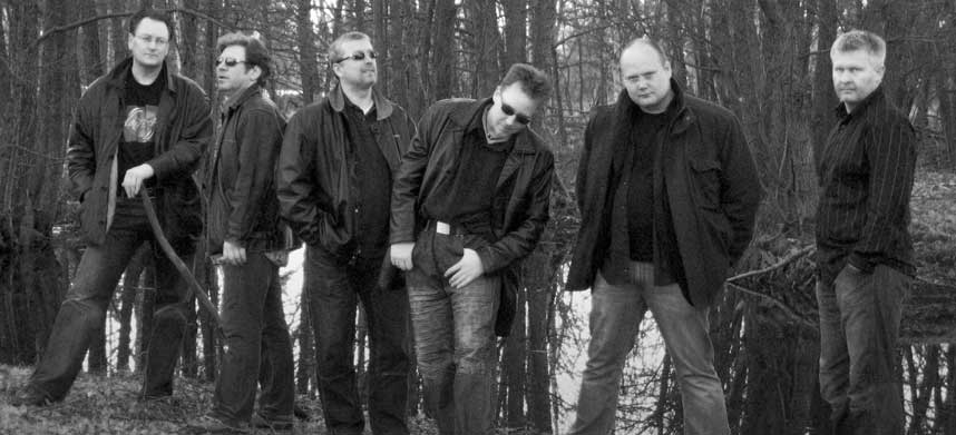 SATSER HARDT: The Magic Pie f�r glimrende kritikker i utenlandsk progpresse.