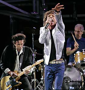 I STORFORM: Amerikanske aviser lar seg imponere av Jagger, Richards, Watts & co.