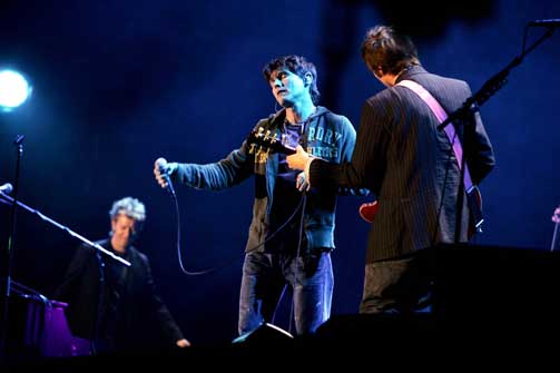 KOM OG VANT: Nye l�ter til tross, det er de gamle hitene som gj�r a-ha til det de er blitt, v�rt st�rste og eneste virkelige internasjonale band, skriver Dagbladets anmelder.