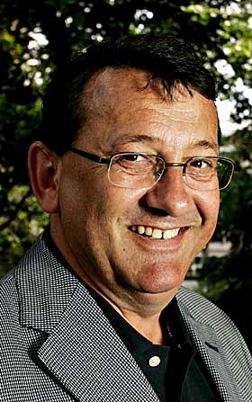 G�R IMOT:  H�yre vil ha tollgrensa p� 200 kroner som i dag. De har bare st�tte av KrF.