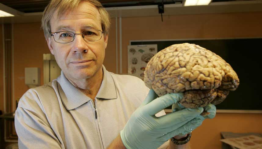  HJERNEDOKTOR: -  Mer forskning p� hjernesykdommer kan gi store besparelser og redusere mange lidelser, sier professor i nevrologi Lars Jacob Stovner ved St. Olavs Hospital i Trondheim.