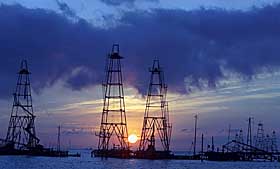 STATOIL ER KRAFTIG INNE: Aserbajdsjan er en storsatning for oljeselskapet, som mange kritiserer for � operere i det korrupte landet.