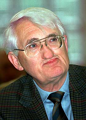  ST�RRE BETYDNING: Religionenes betydning for politiske form�l har n� �kt over hele verden, skriver Holbergprisvinner J�rgen Habermas.
