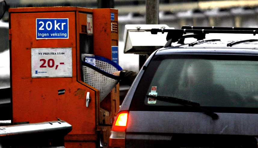  OVERV�KES:  Norske bilister legger daglig igjen mange spor som viser deres bevegelser.