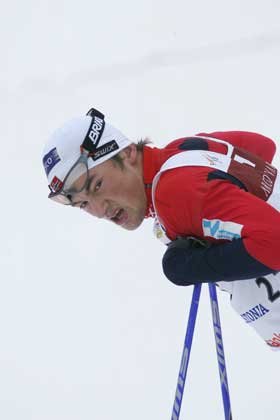 SENIOR-JUNIOR-JUNIOR:  Petter Northug jr. tok gull over 30 kilometer skiatlon i Kongsberg i dag.