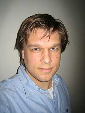 FORBRUKERNE M� HA RETTIGHETER: Sverre Tobias Vigmostad mener forbrukerne m� ha rett til � bryte kopisperren til iTunes hvis de vil spille av filen med et annet program.