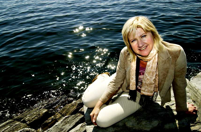 �UTILB�RLIG�: Se og H�r skrev om Anne Grete Preus p� filmpremiere med kvinnelig samboer og hennes barn. PFU mener bladet kan ramme barna p� �utilb�rlig m�te�