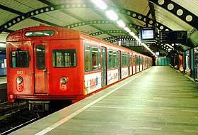 G�TT UT P� DATO:  Disse gamle vognene er utsatt for v�ret. Til neste �r skal de erstattes.