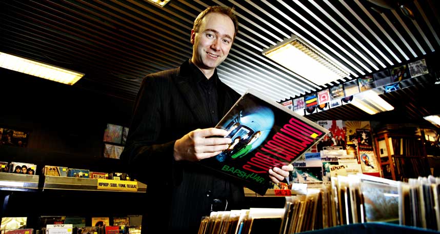 TR�NDERROCK: Trond Giske holder fram DumDum Boys som et band som har f�tt det til. Som de er ogs� han tr�nder. L�rdag deltar han under Bylarm i Troms�. Foto: Nina Hansen