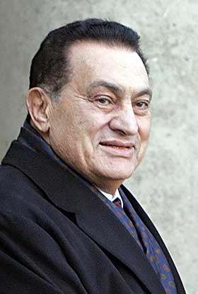 PRESSET AV ISLAMISTENE: Den egyptiske presidenten Hosni Mubarak.
