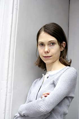 HEDRET: Mette Karlsvik er tildelt Tarjei Vesaas' debutantpris for 2005. Prisen er p� 30 000 kroner.
