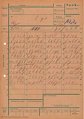 KODET: Slik ser en kodet melding ut. Enigma-kodene er den dag i dag ansett som sv�rt vanskelig � knekke. Denne meldingen er en av de originale Enigma-meldingene fra konsentrasjonsleiren Flossenb�rg.