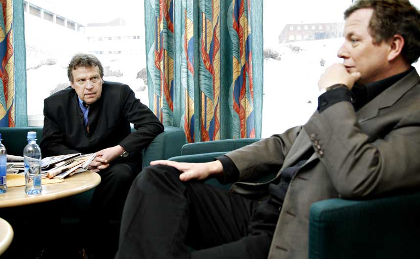  H�Y TEMPERATUR: F�r helgen ble det klart at NRK ikke vil sende Erling Borgens dokumentar �Et lite stykke Norge�, som blant annet tar opp Aker Kv�rners rolle som entrepren�r p� USAs milit�rbase Guantanamo p� Cuba. Borgen og John G. Bernander m�ttes i Dagsnytt 18.