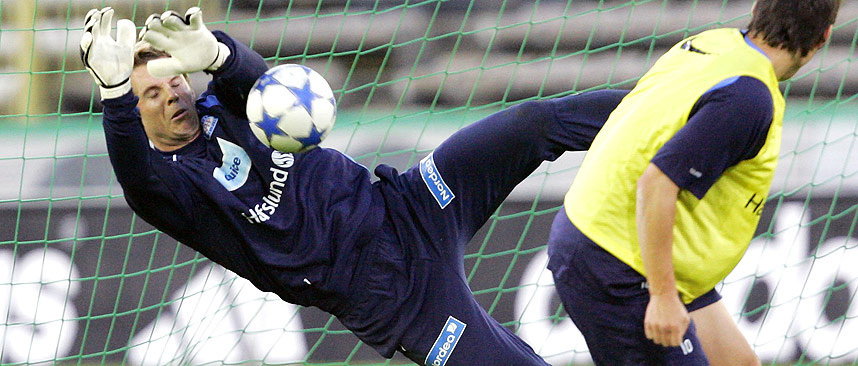 NUMMER �N - IGJEN: Arni Gautur Arason blir nok en gang rangert som Tippeligaens beste keeper.