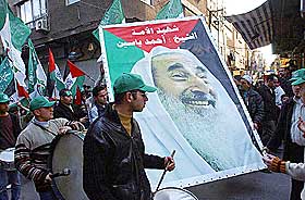 FRONTET VALGKAMPEN: Hamas grunnlegger, avd�de Sheik Yassin, var forgrunnsfiguren i valgkampanjen til Hamas. Yassin ble drept av Israel i 2004.