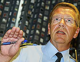 VIL HA FORBUD: Forbud vil gj�re det enklere � stanse menneskehandelen, mener Oslos ordenssjef Roger Andresen.
