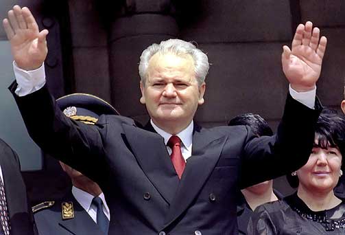 BRUKTE NASJONALISMEN: Slobodan Milosevic spilte p� nasjonalistiske f�lelser for � oppn� makt, mener forskere. F�lgene ble katastrofale.