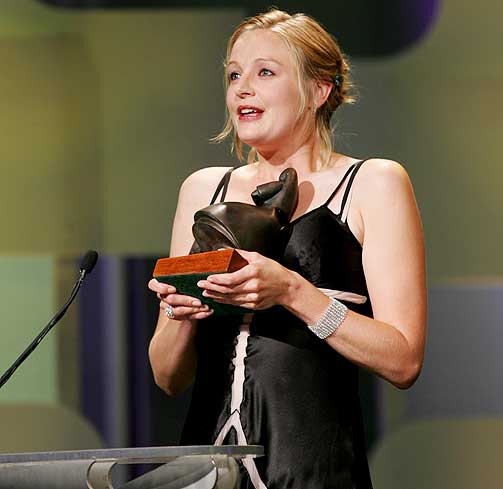 GLAD PRISVINNER: Regiss�r Charlotte Blom mottok Amandaprisen for beste kortfilm i 2004. N� har hun f�tt hovedprisen under Kortfilmfestivalen i Grimstad.