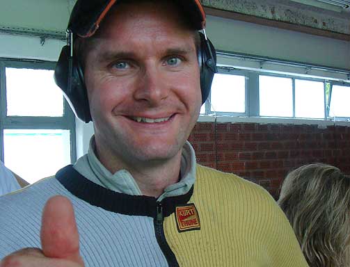 OPTIMALT: Espen Berg Knutsen tok to gull og var med p� � sette to v-rekorder i samme konkurranse.