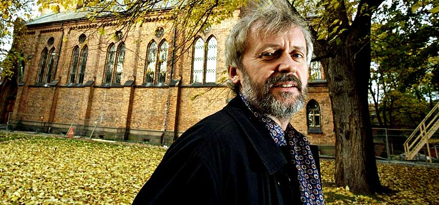 BOIKOTT: - Vi m� bruke alle virkemidler for � si fra hva vi mener om Israels politikk, sier Erik Hillestad, sjef for Kirkelig Kulturverksted.