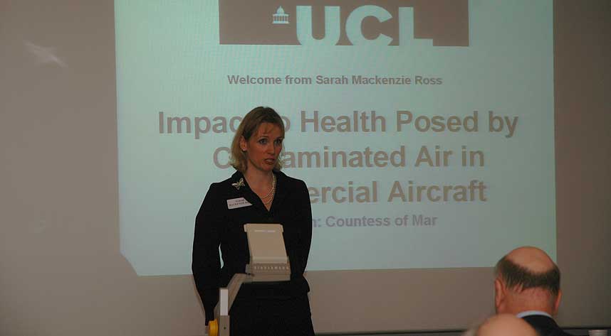 SL�R ALARM: Nevropsykolog Sarah MacKenzie Ross ved University College i London har funnet tegn til forgiftning hos en rekke piloter.