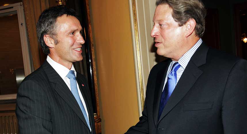 I NORGE:  Al Gore m�ter statsminister Stoltenberg i g�r.