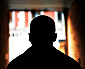 TERRORSIKTET: Den 29 �r gamle kriminelle mannen er straffed�mt for alvorlige forbrytelser og har tidligere blitt knyttet til terrormistanke under fotball-vm i Tyskland.