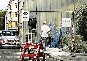 SNUSK: Arbeidstilsynet har avsl�rt grove brudd p� norske lover ved en rekke byggeplasser der �steuropeere jobber.