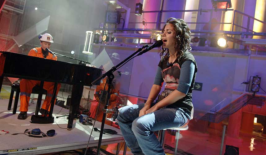 BEKREFTET REKORD: Katie Melua f�r garantert navnet sitt i Guinness rekordbok for konserten hun holdt i g�r.