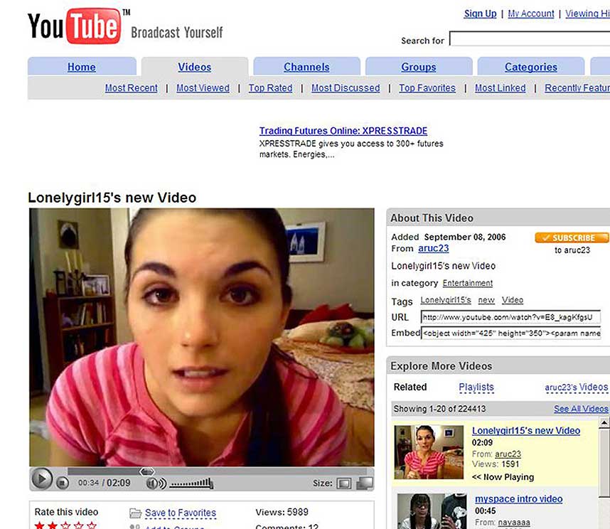  KAN BLI KJ�PT OPP: YouTube, her med bilde fra videoen til nettkjendis �Lonelygirl15� kan bli kj�pt av Google.