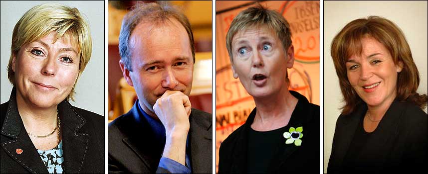 HVEM KAN SMILE MEST? Eks-Ap-fylkesr�d for kultur i Troms, Synn�ve S�ndergaard (t.v) var med � lage forslaget som statsr�d Trond Giske fikk i h�nda. Han kuttet st�tten til Nordnorsk Kulturr�d, men samtidig utestengte han flere hundre nordnorske kunstnere fra � s�ke penger. Statssekret�r  Randi �verland sier at dagens resultat er det de tre AP-fylkesr�dene for kultur ba om p� m�tet med Giske i sommer. Ap-fylkesr�d for kultur i Nordland, Heidi Kristin S�thre (t.h.), mener at Giske har misforst�tt hva de tre fra nord mente. Hun vil m�tes for � l�se problemet.