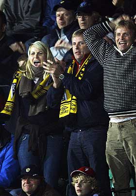 http://gfx.dagbladet.no/pub/artikkel/4/47/479/479824/mette_scan_1160942352..jpg