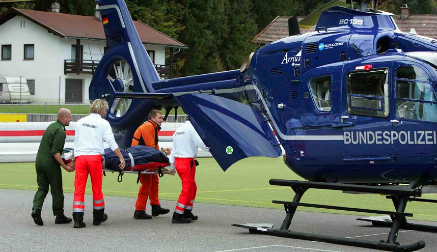 LUFTAMBULANSE:  Annette Bjelkevik ble fraktet i helikopter til sykehuset