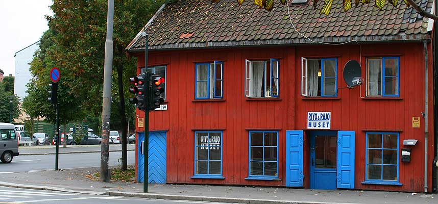 KUTTER ST�TTEN:Den somaliske organisasjonen ble avsl�rt av Dokument2 i g�r. N� skal Bjarne H�kon Hanssen kutte all pengest�tte til Riyo & Rayo-huset.