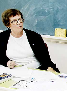 OM LESELYST: Lektor Hilde Sejersted ved Oslo Katedralskole.