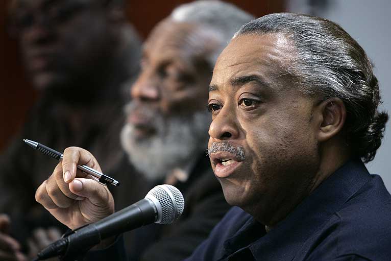 IKKE GODT NOK: Rev. Al Sharpton mener Richards har et problem.