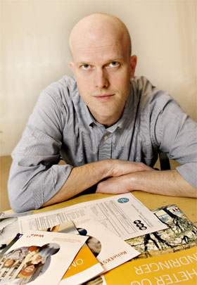 SP�R HALLGEIR: Dagbladets �konomijournalist Hallgeir Kvadsheim stiller i nettm�te klokka 13 i dag. Sp�r om forsikring eller del dine erfaringer om forsikring, via skjemaet i bunnen av artikkelen. Send inn sp�rsm�l n�!Har du andre sp�rsm�l om privat�konomi kan du sende dem til denne epostadressen: hallgeir.kvadsheim@dagbladet.noUtvalgte sp�rsm�l besvares i Dagbladets papirutgave.