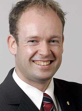 FRA DEN LAVERE KLASSE:- Jeg la merke til at mine venner fikk kulere og dyrere leker enn det jeg hadde, skriver Frps J�rund H. Rytman.