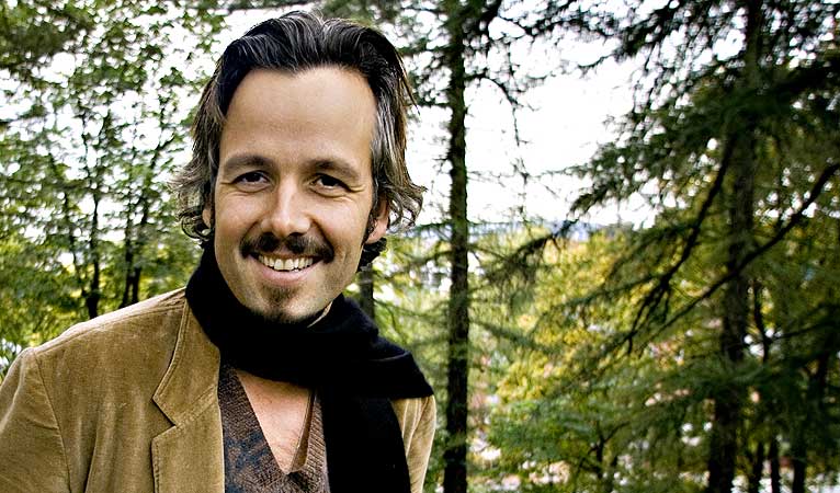 Akseptert? PR-ekspertene er uenige om Ari Behn har blitt stueren blant folket.