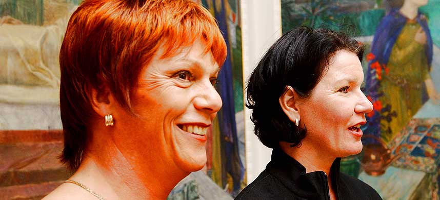 GRENSENE IKKE ALLTID S� KLARE: I hvert fall ikke tilsynelatende. Her sexologekteparet Esben Esther Pirelli Benestad (t.v.) og Elsa Alm�s.