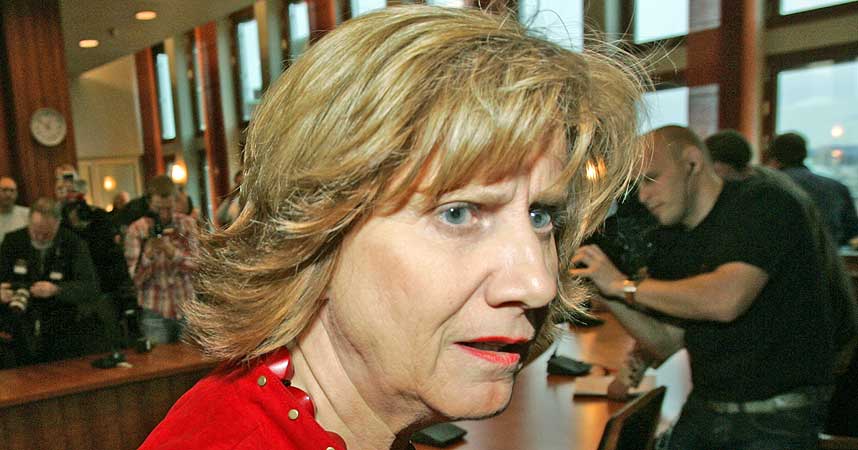 KJENNER SEG IKKE IGJEN: Gerd-Liv Valla ga i dag uttrykk for at hun ikke kjente seg igjen i beskyldningene fra avg�tte LO-sekret�r Ingunn Yssen. Mange av de samme p�standene som Yssen har kommet med, kom ogs� frem da Valla satt som justisminister i 1997.