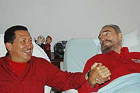 GODE VENNER: Chavez og Castro i Havana 13. august i fjor etter at Castro ble syk.