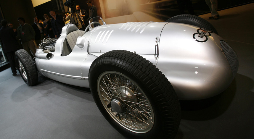 TREKKES:  Auksjonsbyr�et Christie's International Motor Cars vekker oppsikt ved � trekke denne bilen, som var tenkt auksjonert bort i morgen.