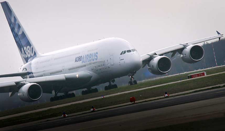 KAN F� BOT: Flyselskap kan n� f� bot av Luftfartstilsynet hvis det unng�r � gi deg erstatninger du har krav p� som flypassasjer. Foto: Kai Pfaffenbach/REUTERS/SCANPIX