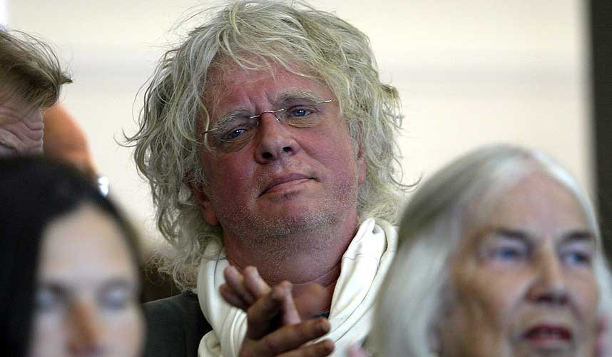 TILBAKE: Odd Nerdrum m�ter norsk presse i dag. Men om han kommer til � svare p� hvorfor han har v�rt s� lenge borte, er uvisst.