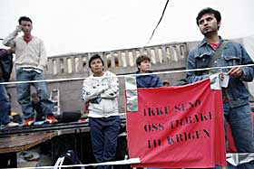 GIKK PILEGRIMSFERD: De afghanske demonstrantene gikk den gamle pilegrimsferden fra Trondheim til Oslo f�r de slo seg ned foran Stortinget.