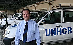 SJEKKER KONVERTERINGENE: Salvatore Lombardo ved FNs h�ykommiss�r for flyktninger (UNHCR) i Afghanistan ser alvorlig p� konverteringsryktene.
