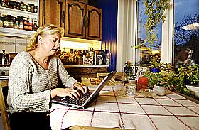 BAGATELLISERER: Telenor-direkt�r Berit Svendsen s�ker � bagatellisere sp�rsm�let om nettn�ytralitet ved � redusere det til et forretningsanliggende, skriver Jan Omdahl. Foto: AGNETE BRUN / DAGBLADET